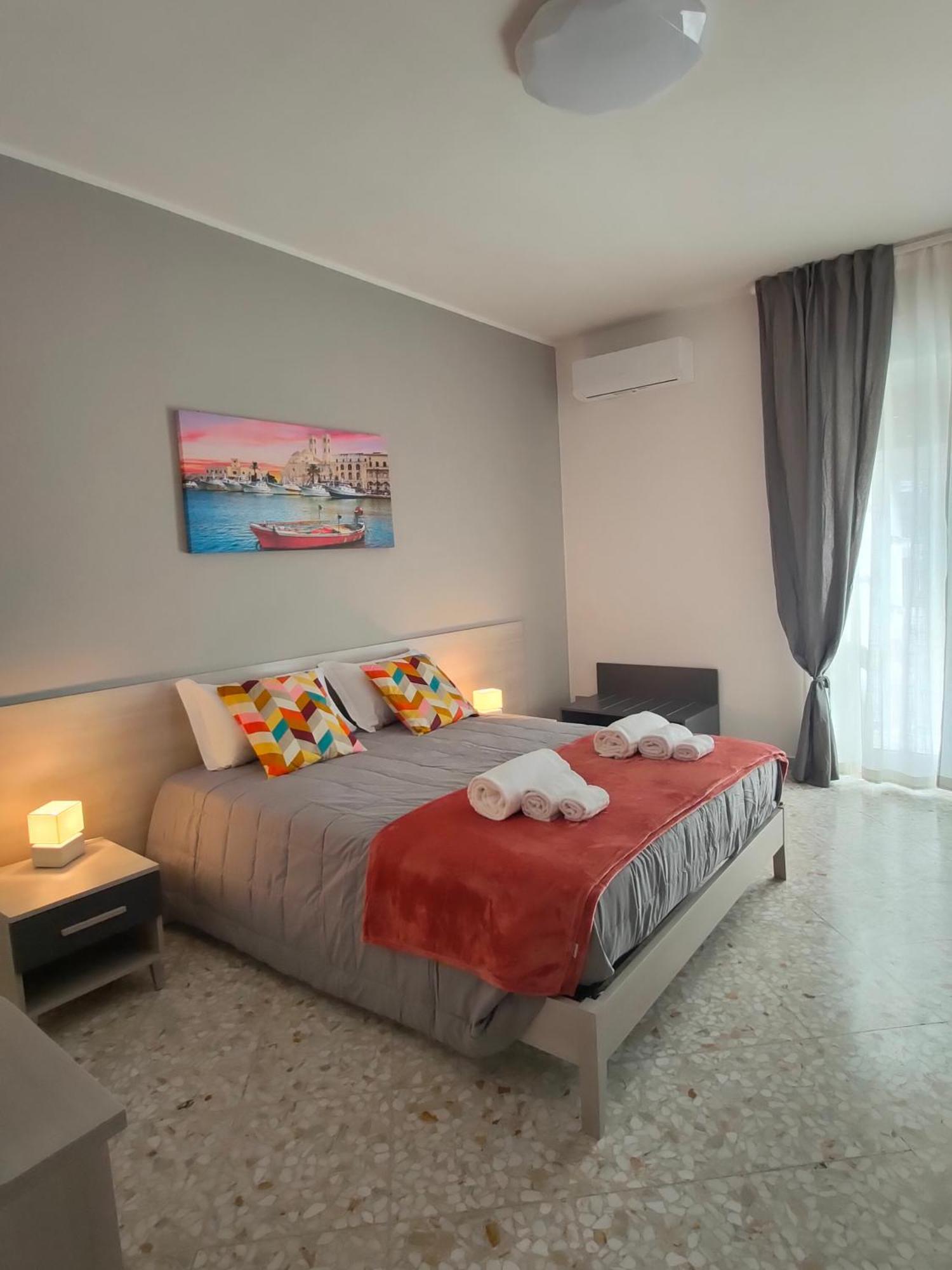 Ri.Mi. Rooms Bari Eksteriør billede